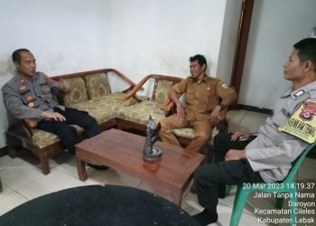 Kapolsek Cileles Polres Lebak Laksanakan Giat Sambang Kepada warga masyarakat