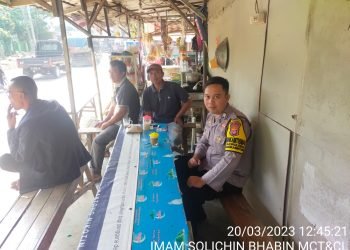 Jalin Kemitraan Dengan Warga Bhabinkamtibamas Polsek Rangkasbitung Polres Lebak Giat Sambang DDS