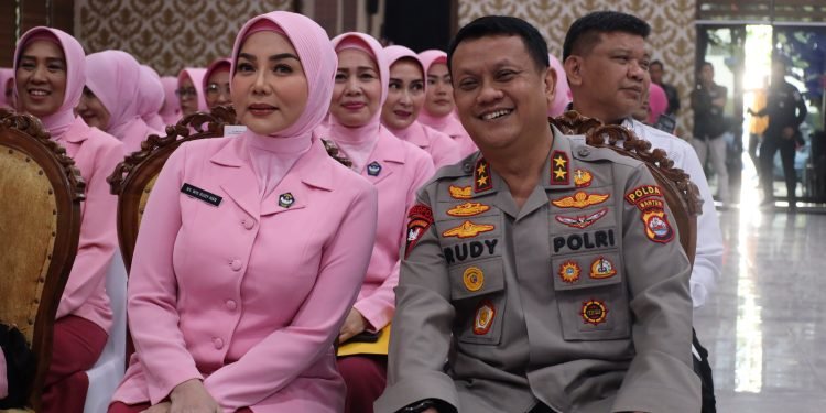 Bhayangkari Daerah Banten Gelar Seminar Dalam Rangka Memperingati Hari Ulang Tahun ke 43 Kemala Bhayangkari