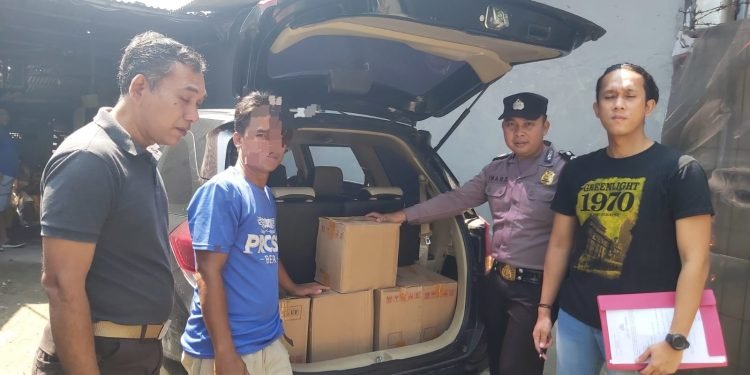 Kanit Unit Reskrim Polsek Rangkasbitung Sita 60 Botol Miras di Beberapa Tempat Dalam Ops Pekat Maung Imbangan 2023