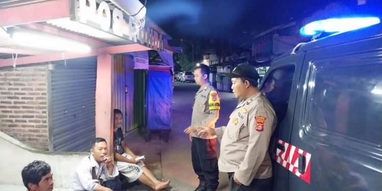 Berikan Rasa Aman,Personil Polsek Ciwandan Polres Cilegon Polda Banten Tingkatkan Blue Light Patrol