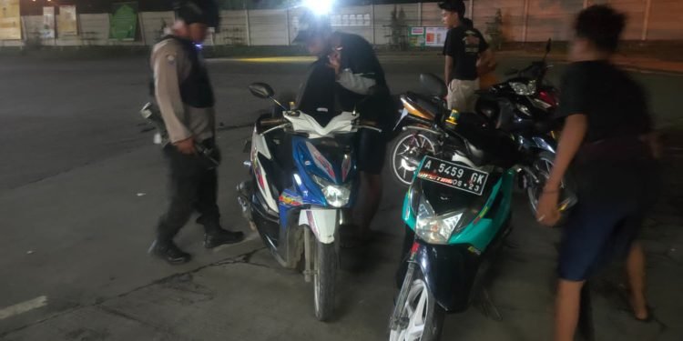 Melalui KRYD,Personil Polsek Ciwandan Polres Cilegon Polda Banten Antisipasi Tindak Kejahatan