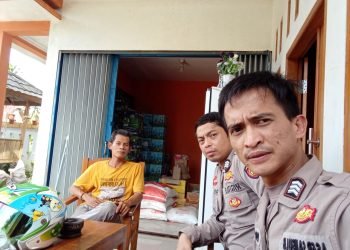 Bhabinkamtibmas Polsek Wanasalam  Polres Lebak Laksanakan Giat Program Quick Wins Presisi POLRI