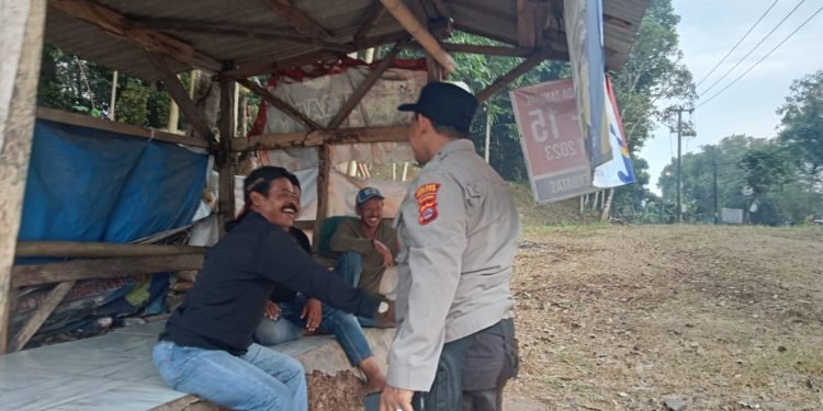 Unit Samapta Polsek Petir Polres Serang Antisipasi Kriminalitas Dengan Patroli Dialogis KRYD Didarkum Polsek Petir