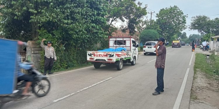 Untuk Menciptakan Rasa Nyaman Bagi Masyarakat Dipasar Sore Takjil, Wujud Nyata Kehadiran Polsek Petir Polres Serang