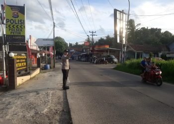 Strong Point Pagi Dalam Wujud Nyata Kehadiran Anggota Polsek Petir Polres Serang Ditengah Masyarakat