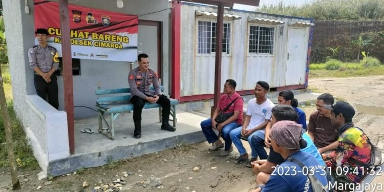 Program Kapolri Curhat Bareng Kapolsek Cimarga Polres Lebak