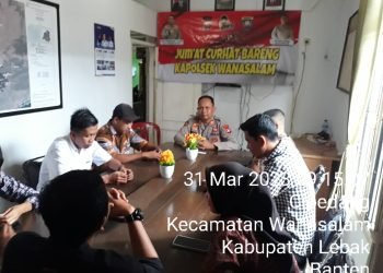 Sinergi Masyarakat Dengan Polri, Kapolsek Wanasalam Polres Lebak Dengarkan Keluhan Masyarakat Dalam Jumat Curhat
