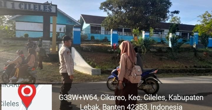 Anggota Polsek Cileles Polres Lebak Melaksanakan Giat Strong Point Pagi