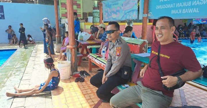 Bhabinkamtibmas Polsek Rangkasbitung Polres Lebak Laksanakan Giat Patroli Dan Sambang