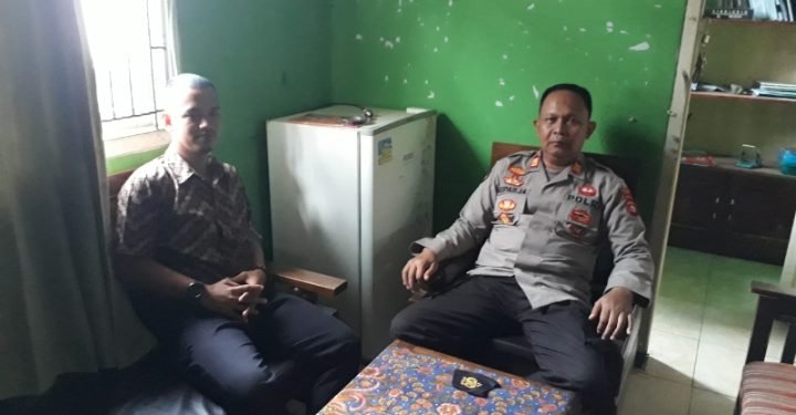 Kapolsek Wanasalam Polres Lebak Sambang Warga, Sampaikan Pesan Kamtibmas