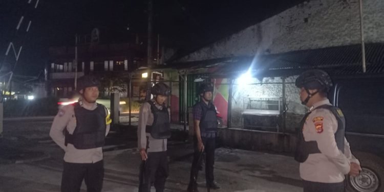 Mengantisipasi Gangguan Keamanan, Pawas Polsek Petir Polres Serang Gelar Sispam Mako