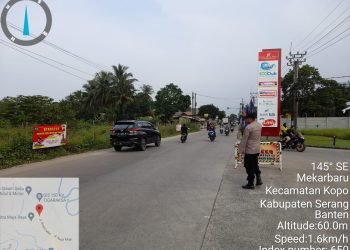 Personil Polsek Kopo Polres Serang Antisipasi Rawan Lakalantas Rutin Strong Point Pagi