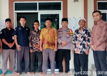 Bhabinkamtibmas Polsek Lebakgedong Polres Lebak Berikan Himbauan Kamtibmas Sambil Bersilaturahmi