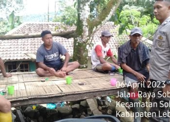 Bhabinkamtibmas Polsek Sobang Polres Lebak Sambangi warga di Desa Binaan