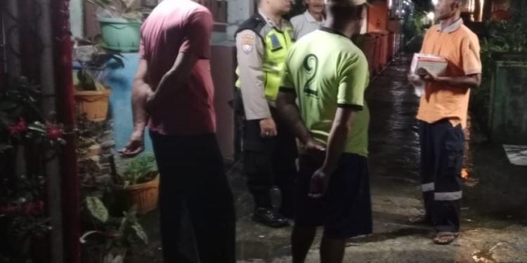Antisipasi 3C (Curat, Curas, Curanmor), Gank Motor, perang sahur menjelang sahur dan gangguan Kriminalitas lainnya, Polsek Anyar Polres Cilegon Polda Banten laksanakan Patroli Mobile Blue Light dan Dialogis di kewilayahan