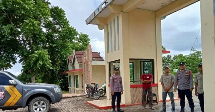 Patroli Sore, Polsek Malingping Polres Lebak Laksanakan Sambangi Warga Sampaikan Pesan Kamtibmas