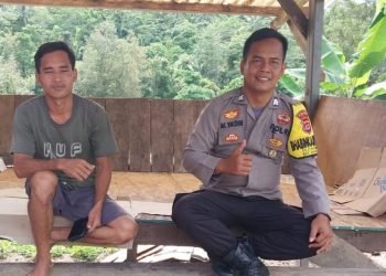 Ajak Peran Aktif Jaga Kamtibmas, Upaya Personel Bhabinkamtibmas Polsek Mancak Polres Cilegon Polda Banten Dekatkan Diri Dengan Kalangan Muda