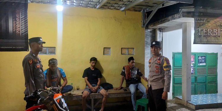 Ciptakan Suasana Kondusif, Polsek Lebakgedong Polres Lebak Lakukan Patroli Dialogis