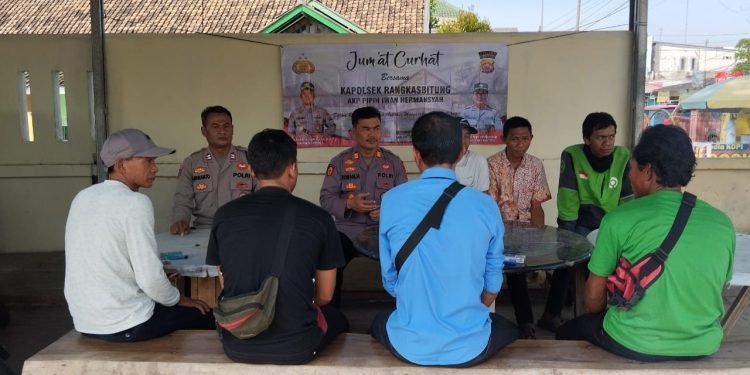 Pasca Lebaran Kapolsek Rangkasbitung Polres Lebak Ajak Warga Kongsen Jaga Kamtibmas di “Jumat Curhat”