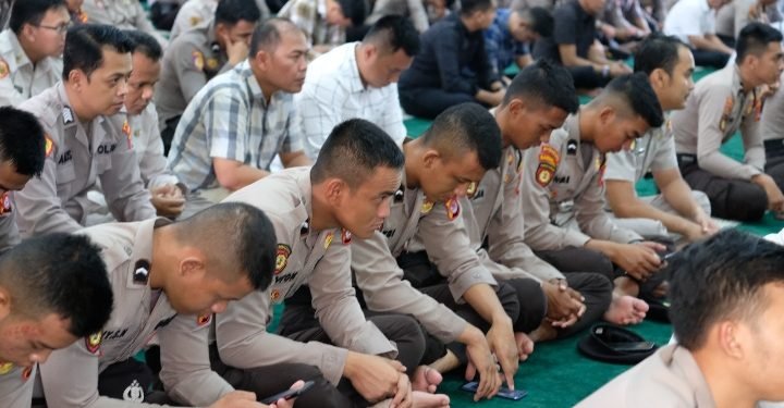 Isi Ramadhan Dengan Pengajian, Personel Polda Banten Ikuti Pembinaan Rohani dan Mental