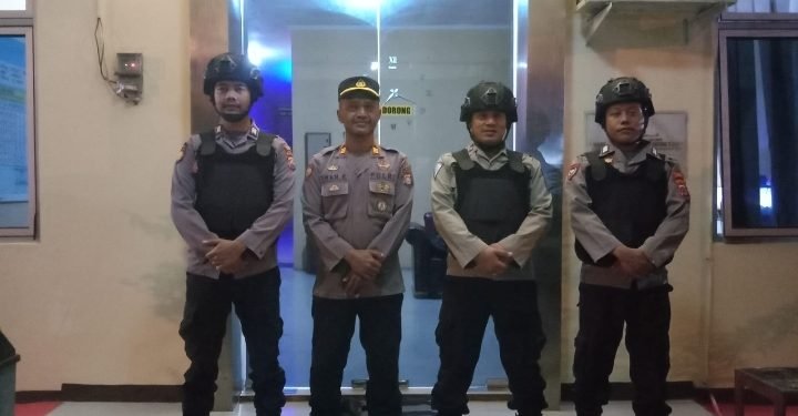Protap Piket Polsek warunggunung Polres Lebak  Laksanakan Pengamanan Siaga Mako