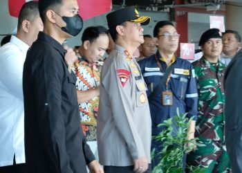 Kapolda Banten Dampingi Presiden Joko Widodo Cek Persiapan Mudik Lebaran 2023 di Pelabuhan Merak