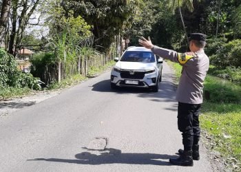 Wujud Nyata Pelayanan Pada Masyarakat, Polsek Lebakgedong Polres Lebak Laksanakan Strong Point