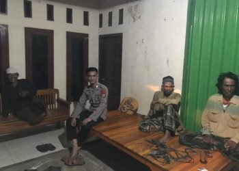 Dialog Dengan warga Ini Cara Bhabinkamtibmas Polsek Wanasalam Polres Lebak Sampaikan Pesan Kamtibmas
