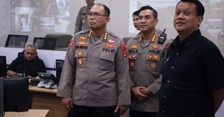 Cek Arus Mudik, Kapolda Banten Tinjau Command Center