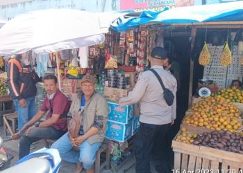 Bhabinkamtibmas Polsek Rangkasbitung Polres Lebak Laksanakan Program Quick Wins Presisi Polri-TNI