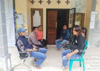Menjaring Aspirasi Warga Masyarakat, Wujudkan Lebakgedong Aman Dan Kondusif, Kapolsek Lebakgedong Polres Lebak Gelar Jumat Curhat