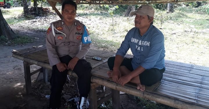 Anggota  Polsek Wanasalam  Polres Lebak Laksanakan Giat Program Quick Wins Presisi POLRI
