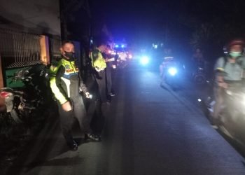 Satlantas Polres Serang Lakukan olah TKP Lakalantas Maut Tewaskan Pengendara Motor