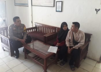 Dialog Dengan warga Ini Cara Bhabinkamtibmas Polsek Wanasalam Polres Lebak Sampaikan Pesan Kamtibmas