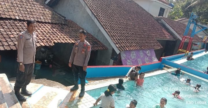 Personil Polsek Gunungkencana Polres Lebak Cek dan Kontrol Tempat Wisata