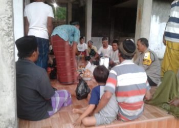 Menjaga Harkamtibmas, Bhabinkamtibmas  Polsek Bojonegara  Polres Cilegon Polda Banten Laksanakan Sambang dan Kunjungan