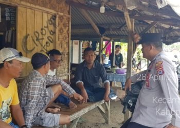 Sasar Wisatawan Anggota Ops Ketupat Maung 2023 Polsek Bayah Polres Lebak Laksanakan Himbuan Kamtibmas