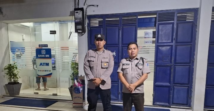 Menjaga Kamtibmas, Personil Polsek warunggunung Polres Lebak,Patroli Obvit BANK BRI Antisipasi Gangguan Kamtibmas