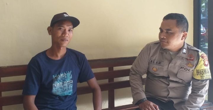 Bhabinkamtibmas Polsek Cileles Sambang Warga Untuk Wujudkan Kemitraan Dalam Jaga Kamtibmas