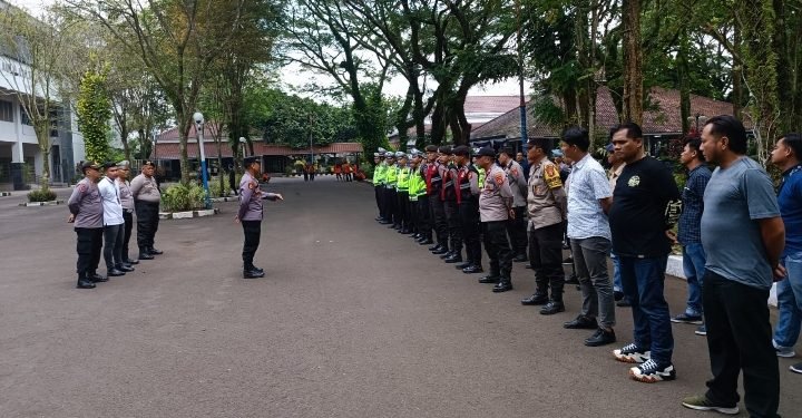 Kapolsek Rangkasbitung Polres Lebak Pimpin Apel Pengamanan Seba Baduy 2023 di Pendopo Bupati Lebak