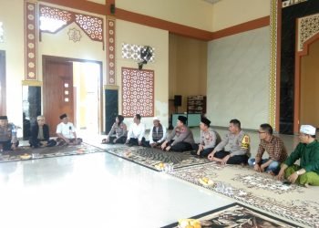 Dengarkan Curhatan masyarakat, Kapolres Serang laksanakan kegiatan Jumat Curhat