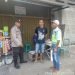 Ciptakan Situasi Kamtibmas Yang Kondusif Anggota Polsek Rangkasbitung Polres Lebak Silaturahmi Dengan Juru Parkir