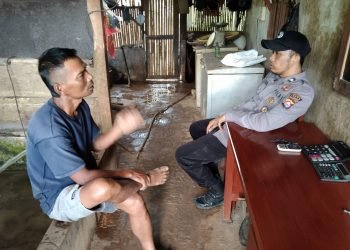 Mempererat Silaturahmi Anggota Polsek Cirinten Polres Lebak Sambang Kepada Warga masyarakat