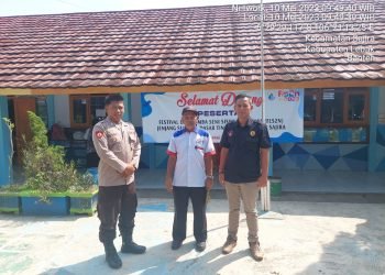 Personil Polsek Sajira Polres Lebak Silaturahmi dengan Guru SDN 1 Sajira Sampaikan Pesan Kamtibmas
