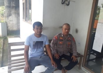 Dialog Dengan warga Ini Cara Bhabinkamtibmas Polsek Wanasalam Polres Lebak Sampaikan Pesan Kamtibmas