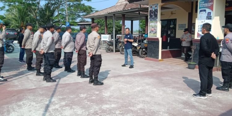 Polsek Kopo Polres Serang Rutin Melaksanakan Apel Pagi Menerima Arahan Pimpinan