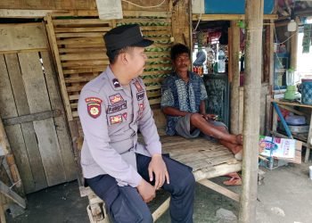 Dialog Dengan warga Ini Cara Bhabinkamtibmas Polsek Wanasalam Polres Lebak Sampaikan Pesan Kamtibmas