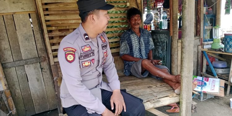 Dialog Dengan warga Ini Cara Bhabinkamtibmas Polsek Wanasalam Polres Lebak Sampaikan Pesan Kamtibmas