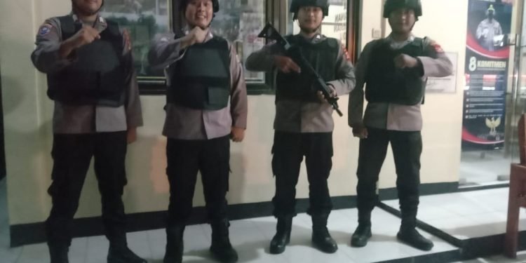 Berkunjung Kepada warga Bhabinkamtibmas Polsek Wanasalam Polres Lebak Sampaikan Pesan Kamtibmas